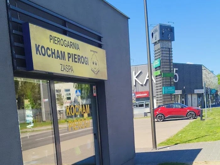 Witryna Pierogarni Kocham Pierogi przy ul. Hynka 65 na Zaspie